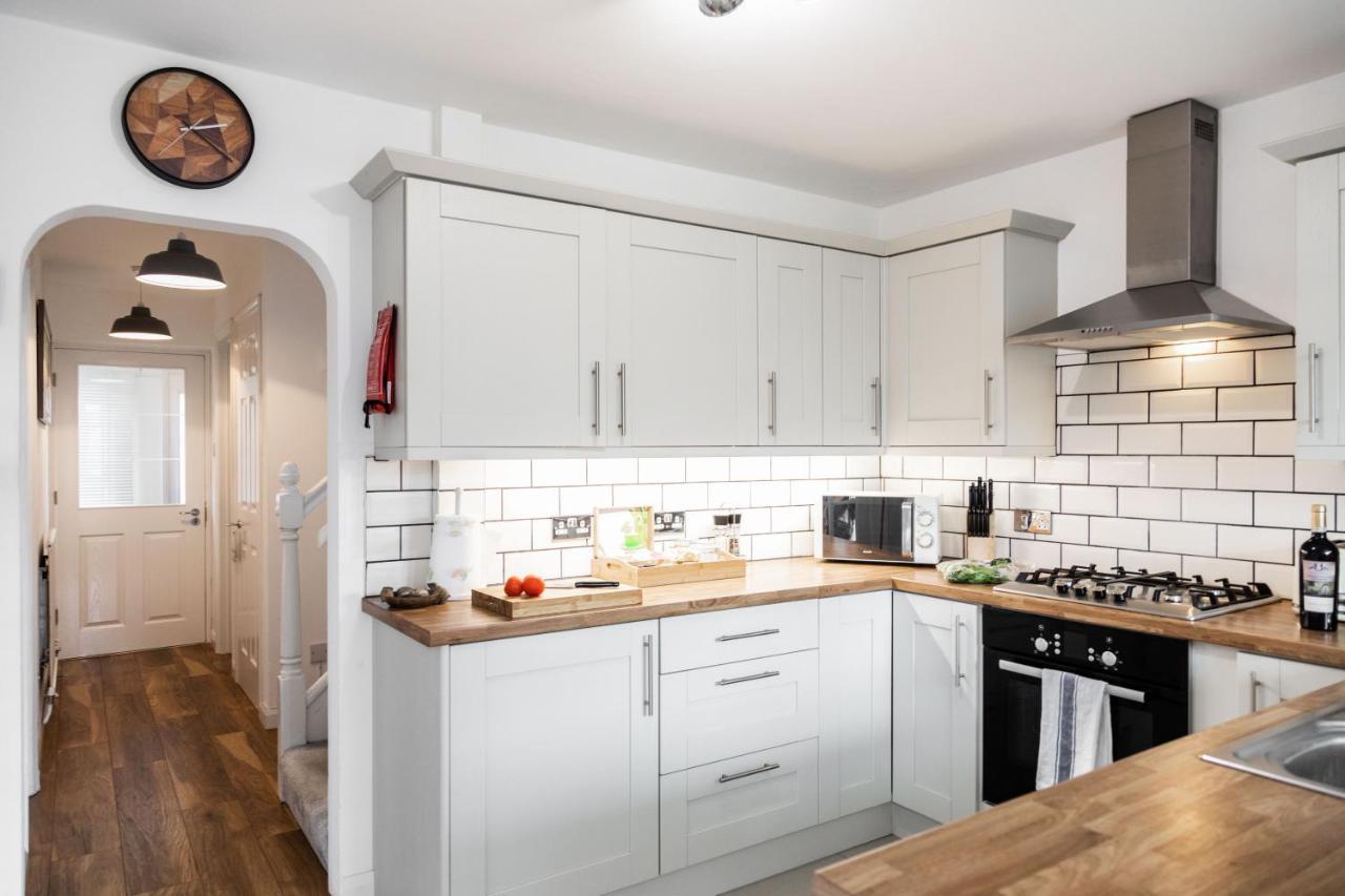 Maunsell House - Lovely Central Home Near Designer Outlets & Town With Parking Ашфорд Экстерьер фото