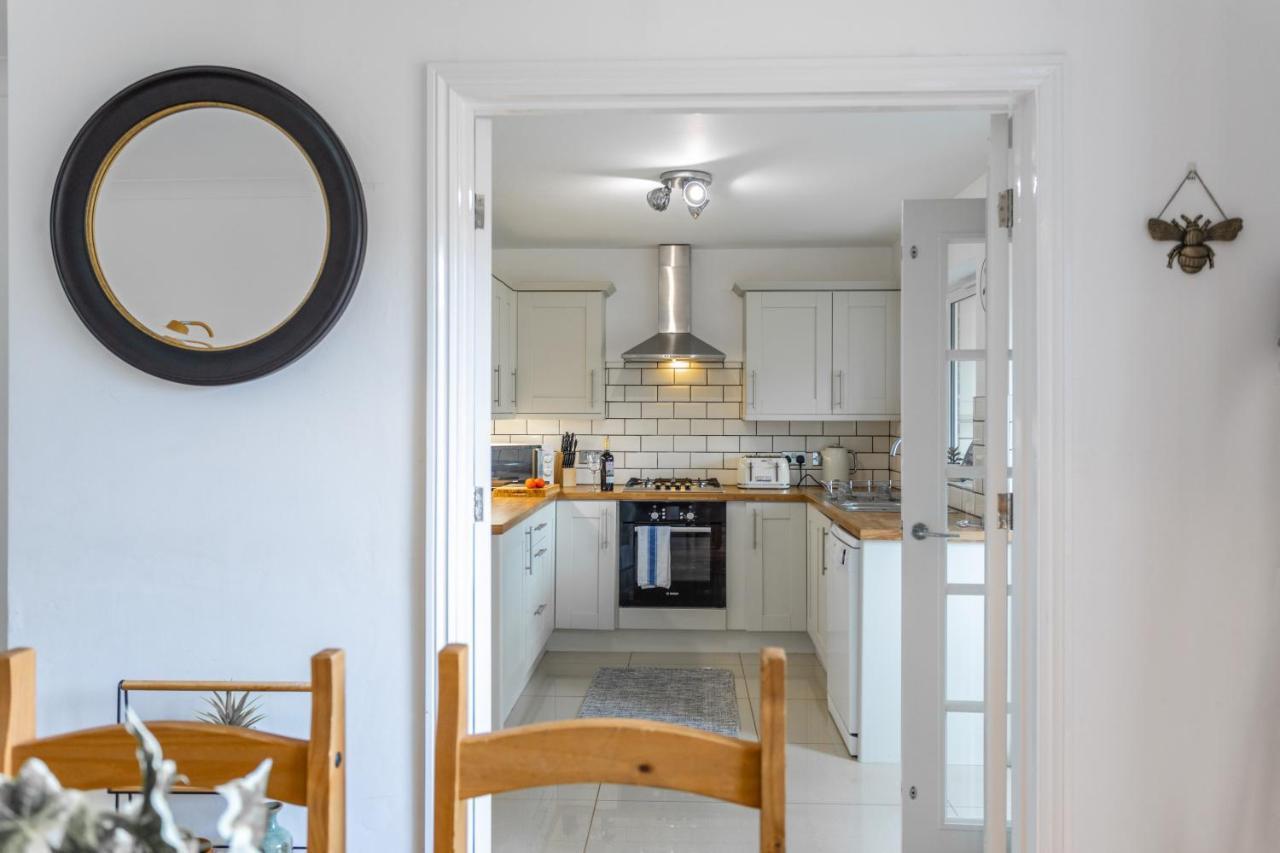 Maunsell House - Lovely Central Home Near Designer Outlets & Town With Parking Ашфорд Экстерьер фото