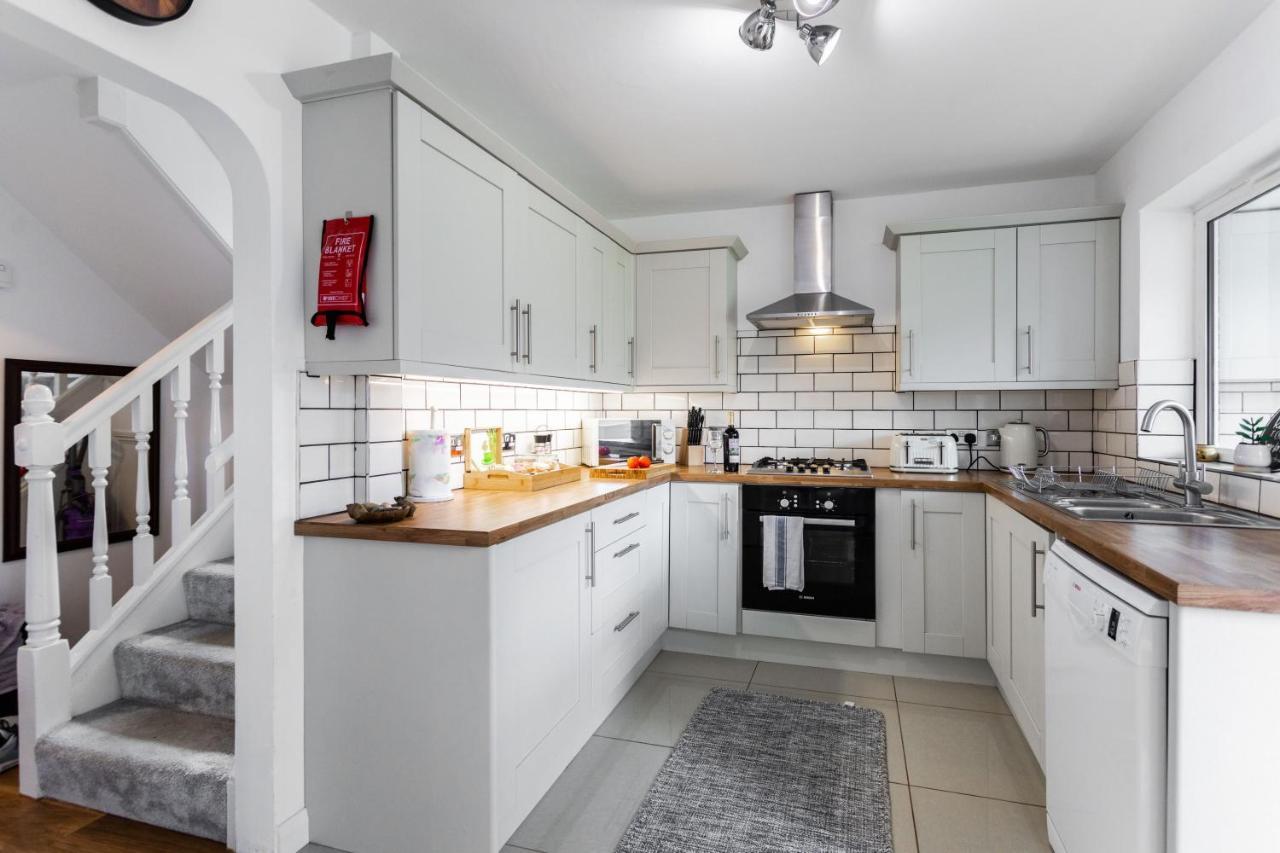 Maunsell House - Lovely Central Home Near Designer Outlets & Town With Parking Ашфорд Экстерьер фото